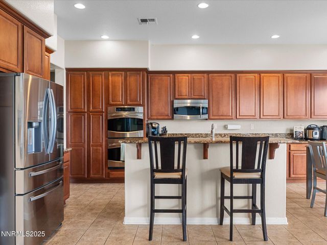 8720 Spearhead Way, Reno, NV 89506