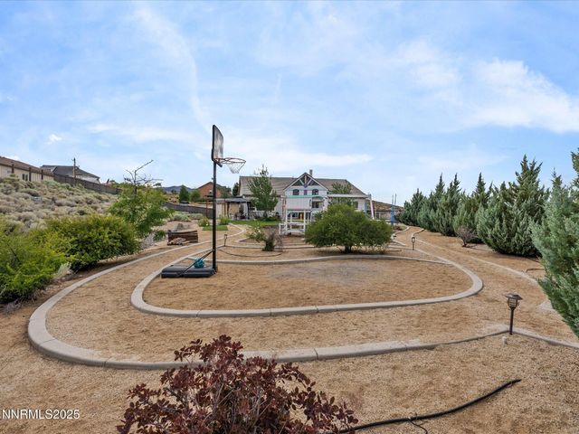 8720 Spearhead Way, Reno, NV 89506