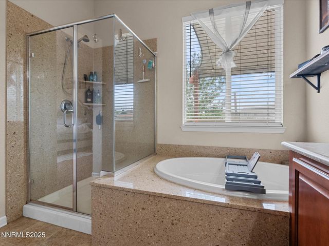 8720 Spearhead Way, Reno, NV 89506