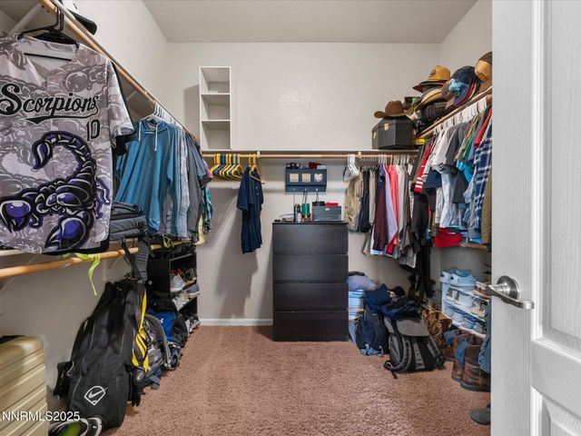 8720 Spearhead Way, Reno, NV 89506