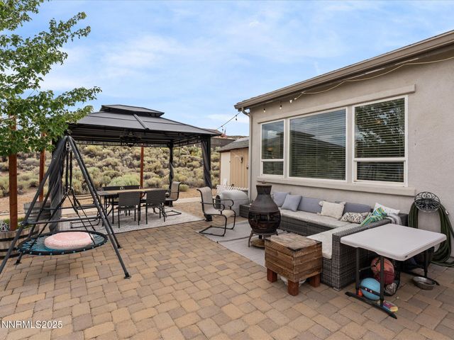 8720 Spearhead Way, Reno, NV 89506