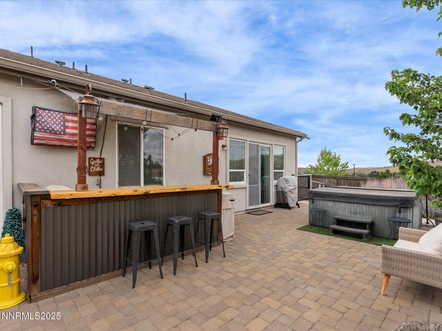8720 Spearhead Way, Reno, NV 89506