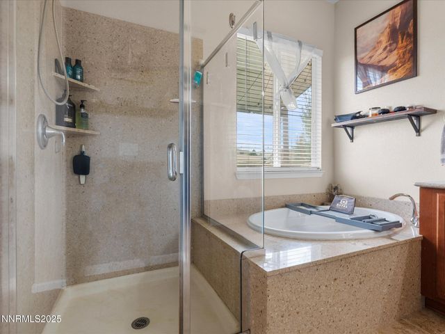 8720 Spearhead Way, Reno, NV 89506