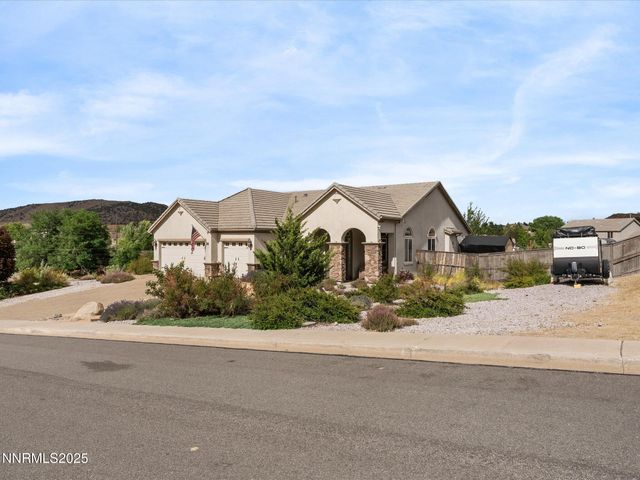 8720 Spearhead Way, Reno, NV 89506