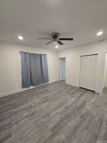 808 W 27th, Pine Bluff, AR 71601