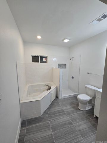 808 W 27th, Pine Bluff, AR 71601