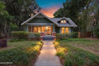 1160 W Rich Avenue, Deland, FL 32720