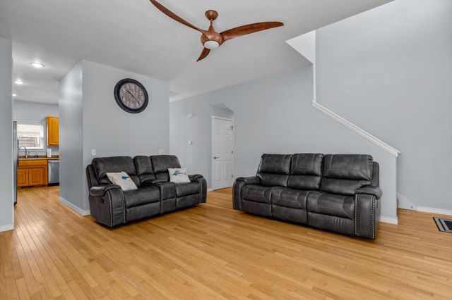 702 East St Charles Street, Ozark, MO 65721