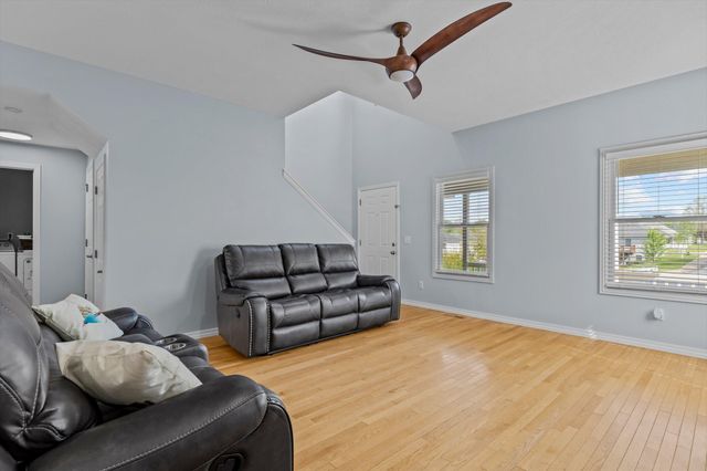 702 East St Charles Street, Ozark, MO 65721