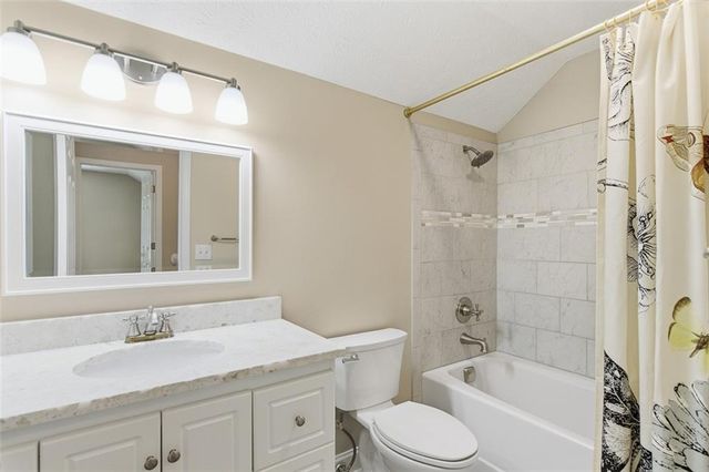 225 Blue Heron Lane, Alpharetta, GA 30009