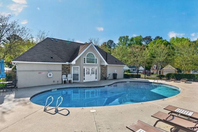 225 Blue Heron Lane, Alpharetta, GA 30009