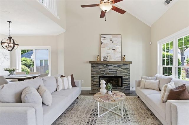 225 Blue Heron Lane, Alpharetta, GA 30009