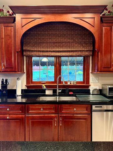 300 Pine Valley Dr, South Fayette, PA 15017