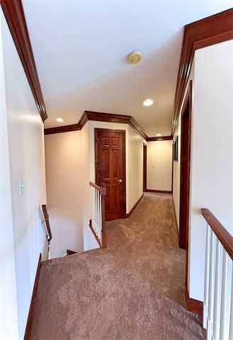 300 Pine Valley Dr, South Fayette, PA 15017