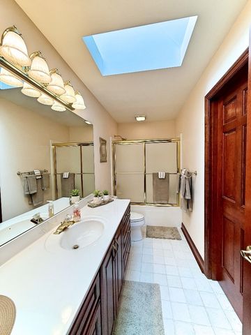 300 Pine Valley Dr, South Fayette, PA 15017