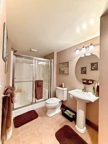 300 Pine Valley Dr, South Fayette, PA 15017