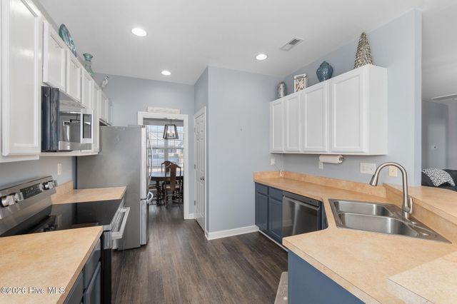 1106 Woods Court, Morehead City, NC 28557