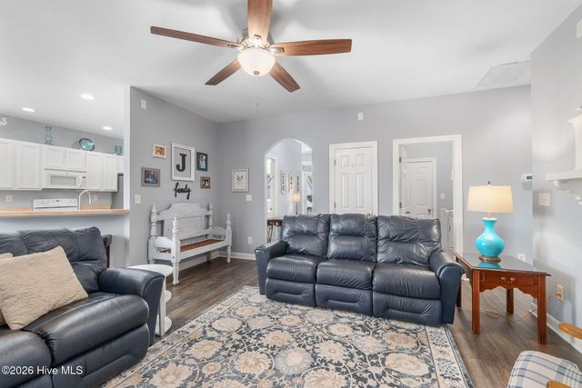 1106 Woods Court, Morehead City, NC 28557