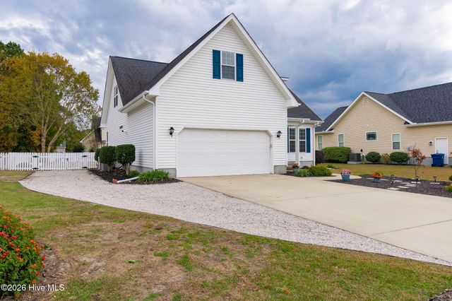 1106 Woods Court, Morehead City, NC 28557