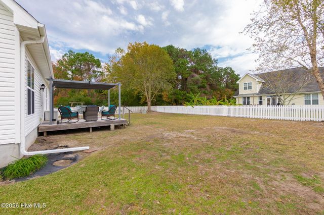 1106 Woods Court, Morehead City, NC 28557