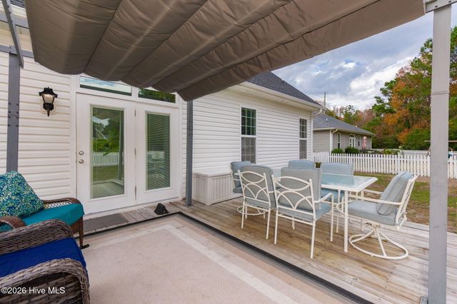 1106 Woods Court, Morehead City, NC 28557