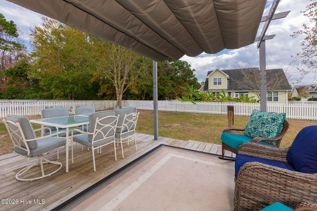 1106 Woods Court, Morehead City, NC 28557