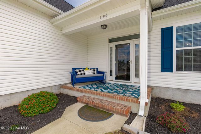 1106 Woods Court, Morehead City, NC 28557