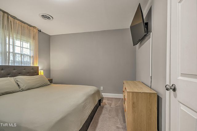 3309 Rustic Hills Drive, Kingsport, TN 37660