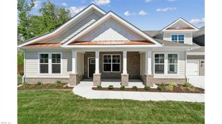 2212 Edwin DR, Chesapeake, VA 23322