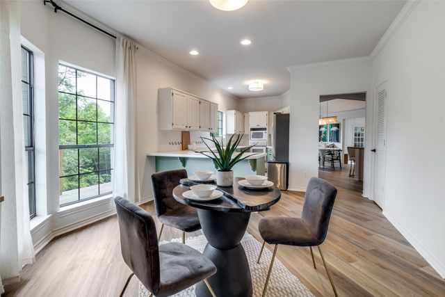 9122 Cochran Heights Drive, Dallas, TX 75220