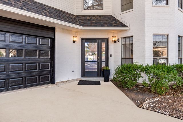 9122 Cochran Heights Drive, Dallas, TX 75220