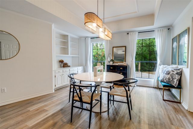 9122 Cochran Heights Drive, Dallas, TX 75220