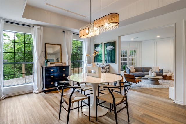 9122 Cochran Heights Drive, Dallas, TX 75220