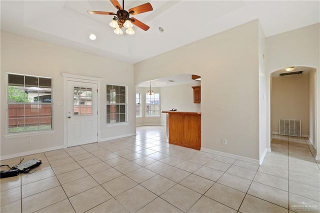 605 Tierra Prometida, Weslaco, TX 78596