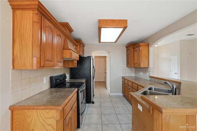 605 Tierra Prometida, Weslaco, TX 78596