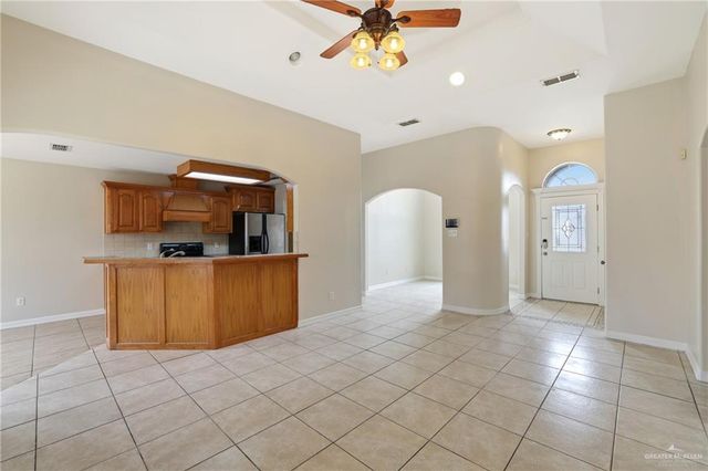 605 Tierra Prometida, Weslaco, TX 78596