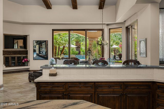 6624 N 66TH Place N, Paradise Valley, AZ 85253