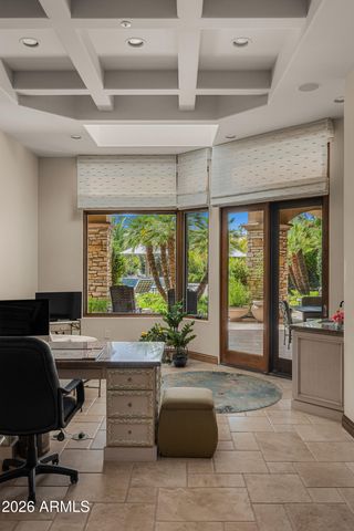 6624 N 66TH Place N, Paradise Valley, AZ 85253