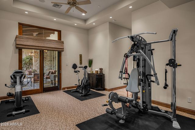 6624 N 66TH Place N, Paradise Valley, AZ 85253