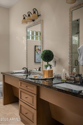 6624 N 66TH Place N, Paradise Valley, AZ 85253