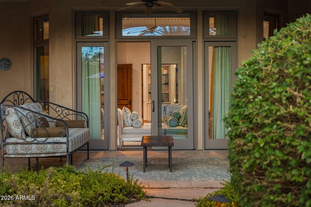 6624 N 66TH Place N, Paradise Valley, AZ 85253