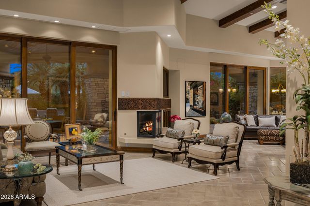 6624 N 66TH Place N, Paradise Valley, AZ 85253