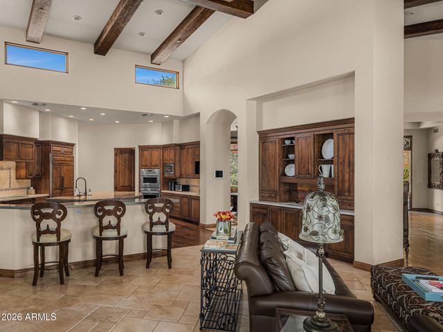 6624 N 66TH Place N, Paradise Valley, AZ 85253