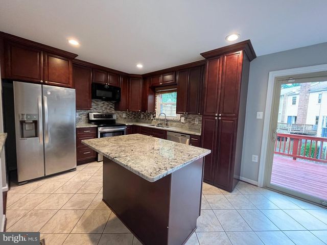 11353 CROMWELL CT, Woodbridge, VA 22192