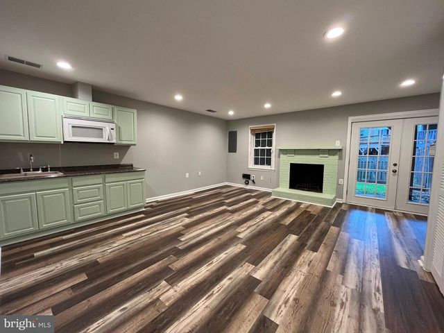 11353 CROMWELL CT, Woodbridge, VA 22192