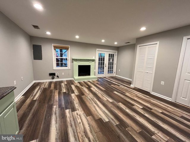 11353 CROMWELL CT, Woodbridge, VA 22192