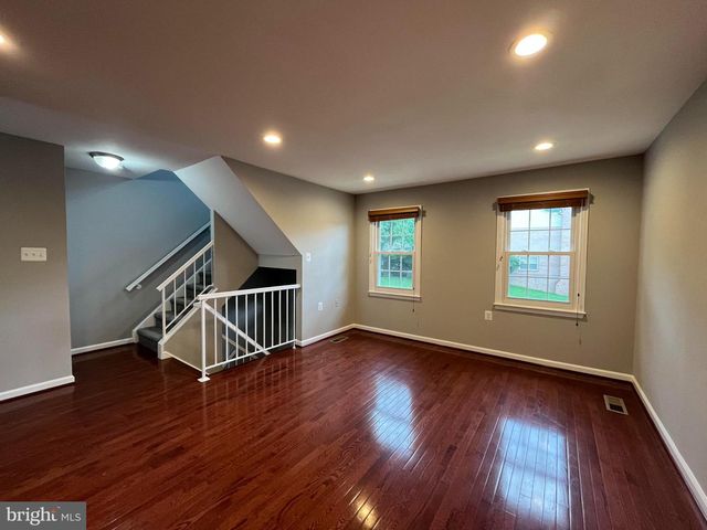 11353 CROMWELL CT, Woodbridge, VA 22192