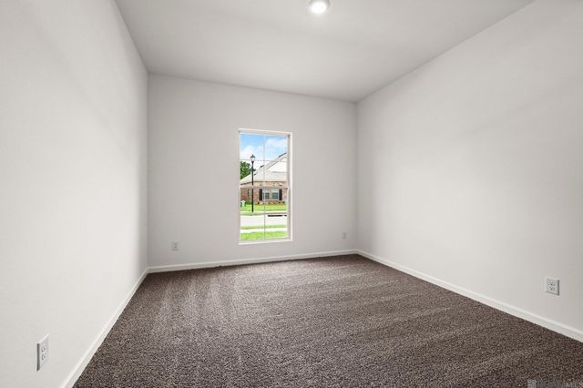 12706 Legacy Oaks Avenue, Central, LA 70818