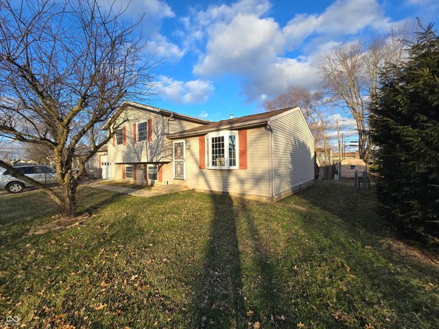 921 Waring Drive E, Indianapolis, IN 46229