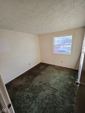 921 Waring Drive E, Indianapolis, IN 46229